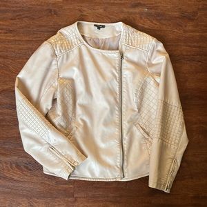 Jacket Moto light pink faux, interesting detail on sleeves zip front Apt 9 XL